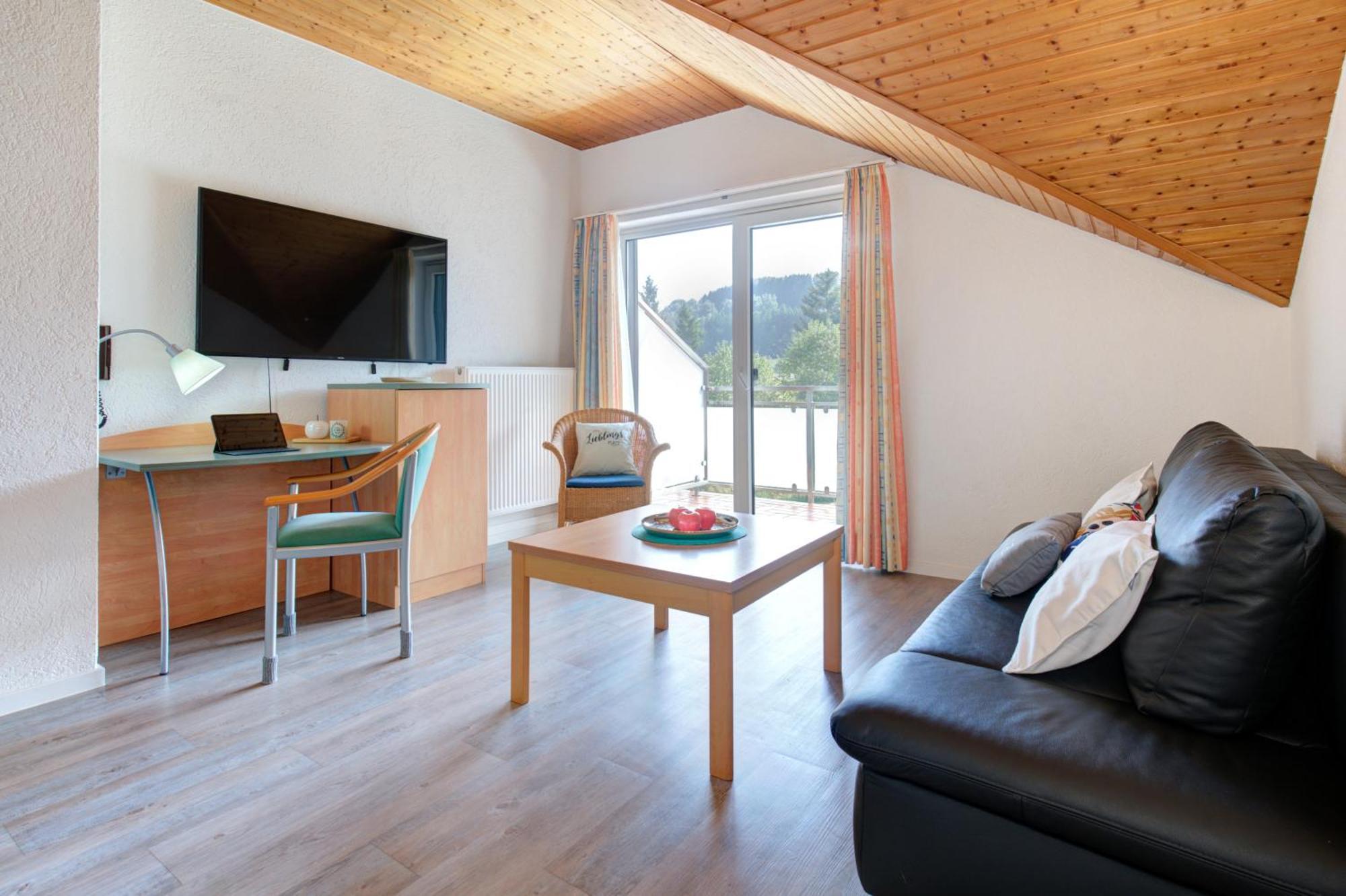 Apartment Landhotel Zum Storchennest Bann Exteriör bild
