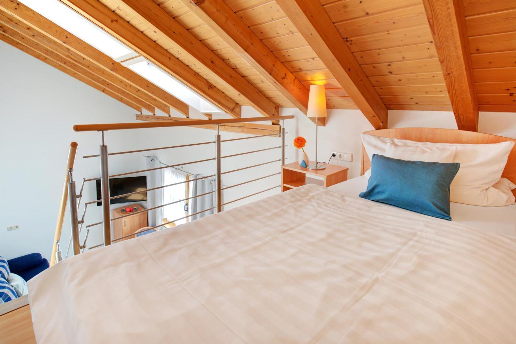 Apartment Landhotel Zum Storchennest Bann Exteriör bild